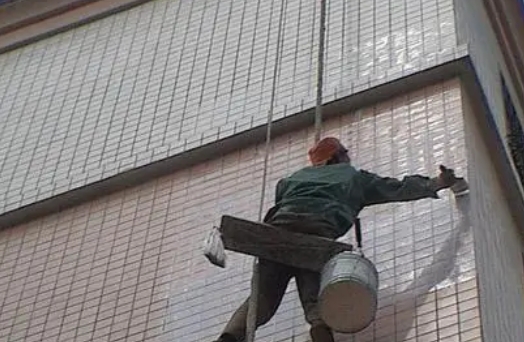 平凉市卫生间漏水维修公司分享下平凉市外墙防水的必要性。